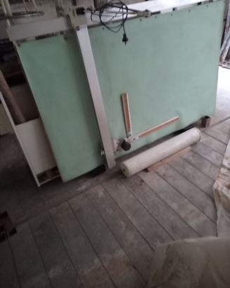 Tavolo da disegno con tecnigrafo