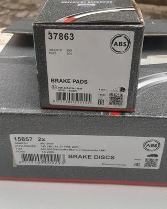  dischi +pastiglie posteriore  fiat panda 4x4