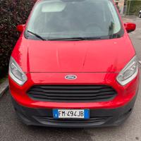 Ford TRANSIT COURIER