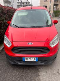 Ford TRANSIT COURIER