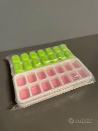 Set 4 Stampi per Ghiaccio in Silicone con Coperchi