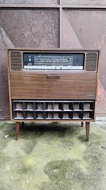 Mobile radio giradischi vintage Grundig