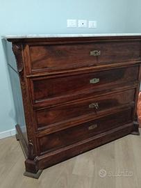 cassettiera antiquariato 