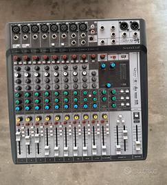 Mixer Soundcraft Signature 12 Multi-track
