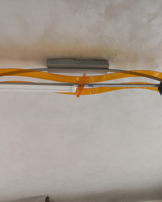 Lampadario a neon da soggiorno