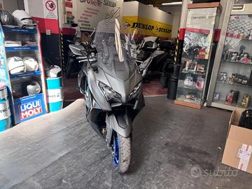 Yamaha T Max 560 - 2025