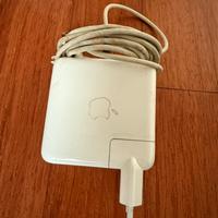 Alimentatore Mac Book bianco