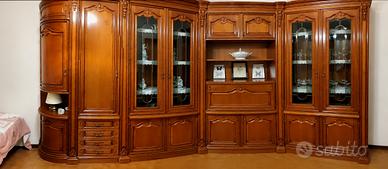 Mobile soggiorno d'epoca in legno ad angolo