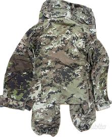 Completo mimetico taglia tg.46