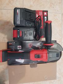 Smerigliatrice angolare a batteria