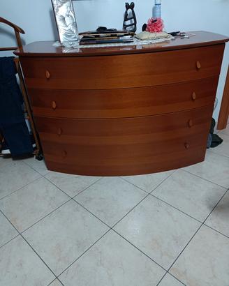  letto matrimoniale con comò e comodini  