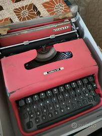 macchina da scrivere olivetti lettera 22