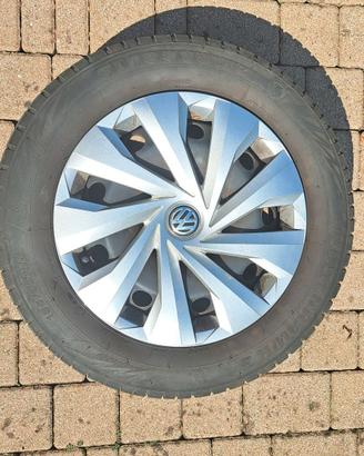 Cerchi originali Volkswagen con gomme invernali