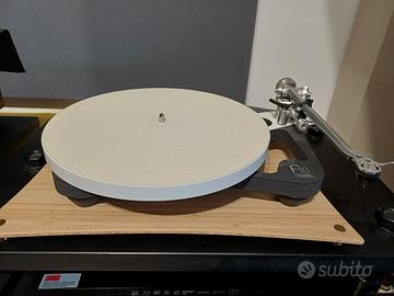 Rega p10