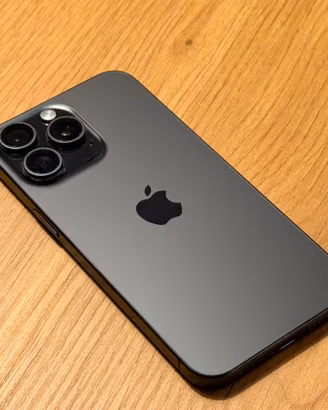 Iphone 15 pro max 256 accetto permute iphone