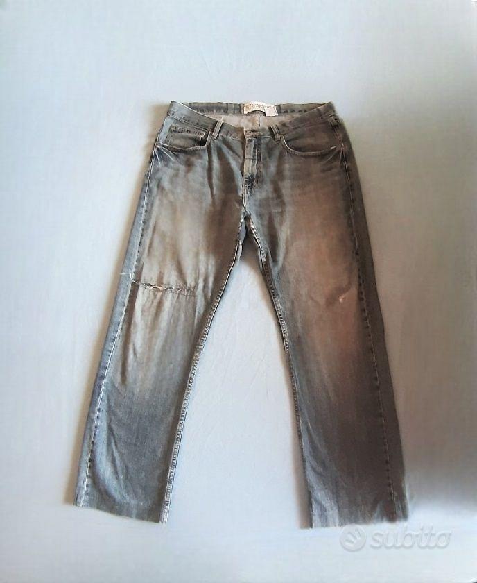 Jeans strappati davanti e on sale dietro