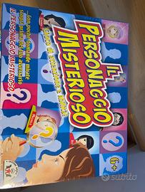 Gioco personaggio misterioso