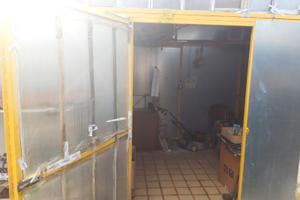 Chiosco, rimessa ,magazzino