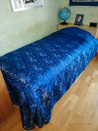 copriletto queen size blu damascato