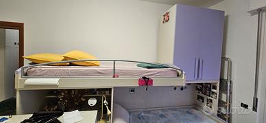 Cameretta completa di due letti