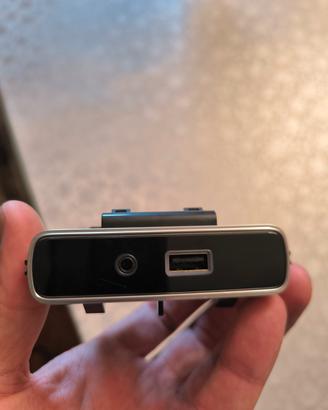 USB sotto bracciolo Giulia 