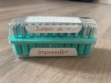 Impress Art Juniper Set lettere maiuscole