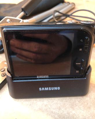 Fotocamera digitale 14MP con cavalletto