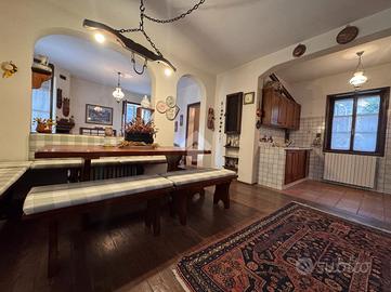 BIFAMILIARE A SEDICO