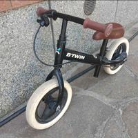 Bicicletta bimbo senza pedali