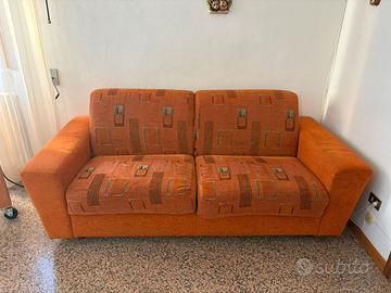 Divano letto matrimoniale
