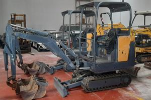 Miniescavatore VOLVO EC 18