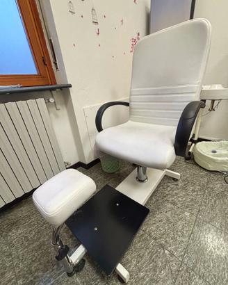 Poltrona pedicure regolabile 70€ funzionante