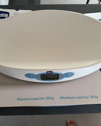Bilancia digitale per neonati