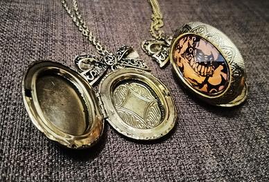 Medaglione Portafoto Edvige & Bianconiglio SI APRE