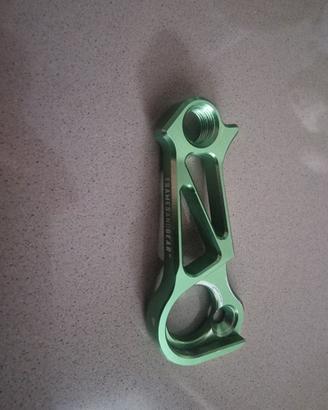 Framesandgear attacco diretto cambio Colnago V4rs 