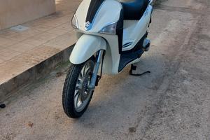 piaggio liberty 50 4t