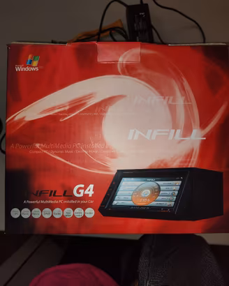 Vintage 'Infill G4' - CarPC su S.O. Windows XP