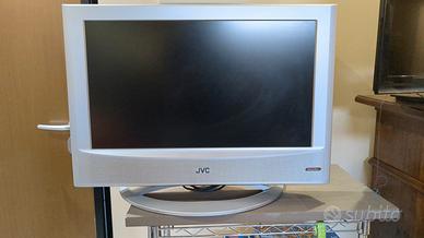 Televisore JVC e decoder DTT Nokia