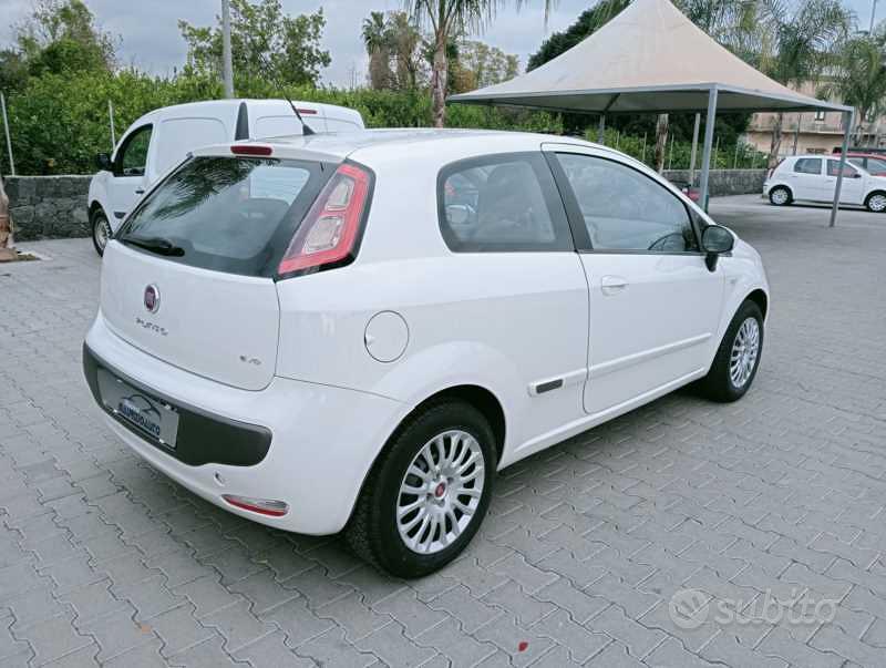 FIAT PUNTO EVO 1.3 Multijet 95 Cv 3p Dynamic - Automobilismo