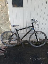 mountain bike rockrider