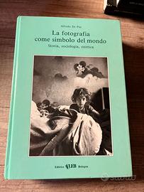 LA FOTOGRAFIA COME SIMBOLO DEL MONDO