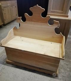 cassapanca con schienale