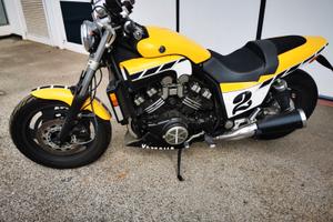 VMAX 1200 YAMAHA
