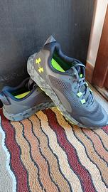 Scarpe trail running under armour charged b