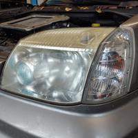 Proiettore sinistro NISSAN X-TRAIL del 2005