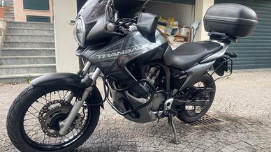 Honda Transalp 700 anno 2008