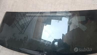 vetro posteriore della machina merscede GLK 220CDI
