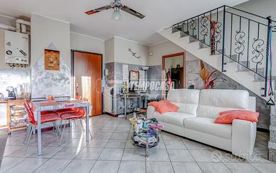 BILOCALE DUPLEX, DOPPI SERVIZI CON BOX IN ZONA RES