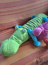 Peluche coccodrillo lungo 95cm con amico