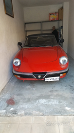 Alfa romeo spider anno 1984